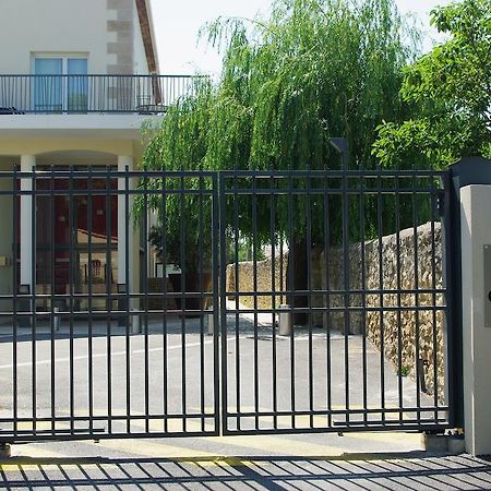 Апартаменти Amandrey-De-Provence Сен-Ремі-де-Прованс Екстер'єр фото